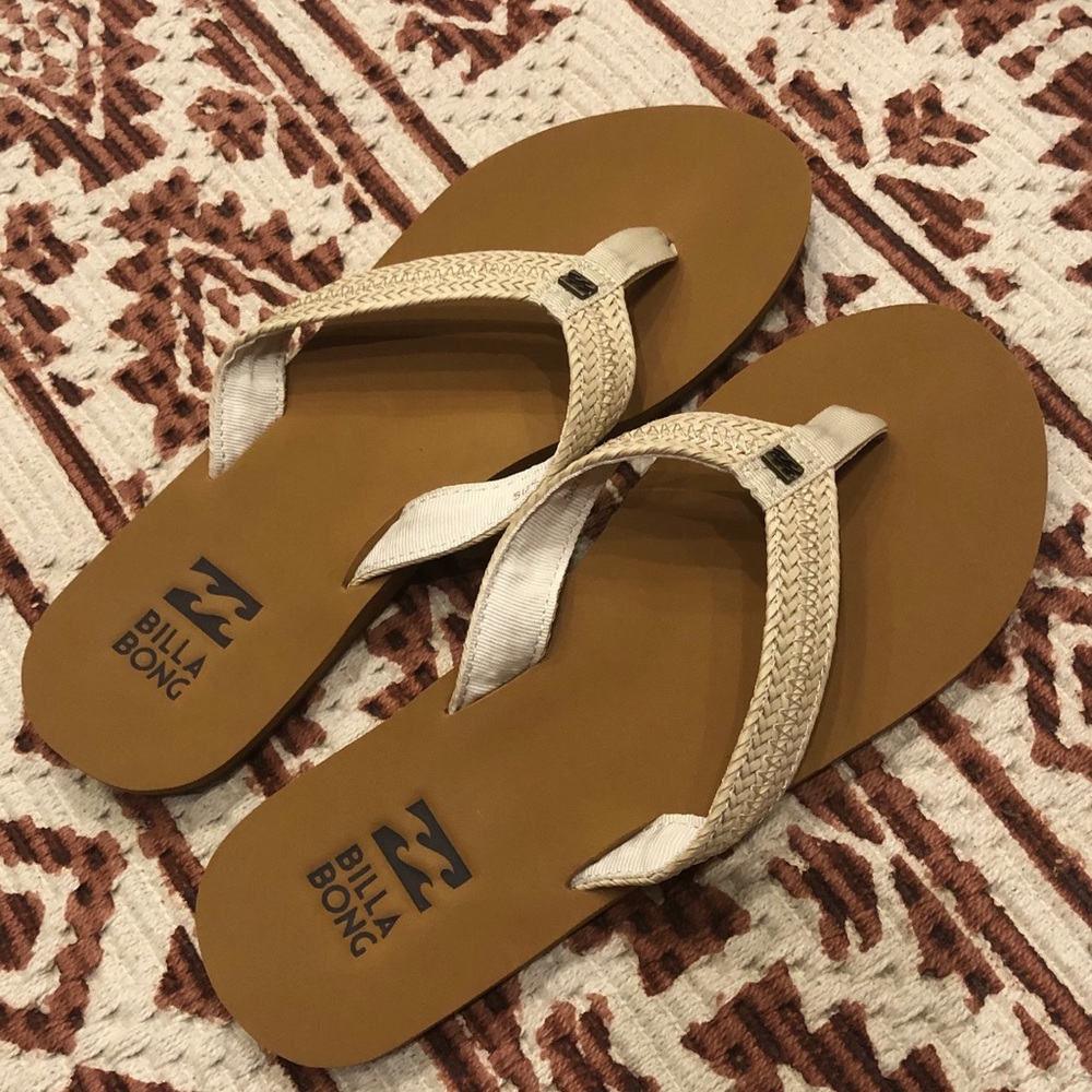 Billabong Flip Flops 💜